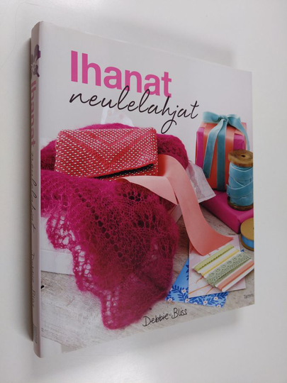 Debbie Bliss : Ihanat neulelahjat : 30 neulelahjaideaa