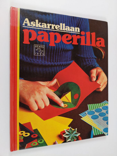 Carol Lawson (piirrokset) : Askarrellaan paperilla